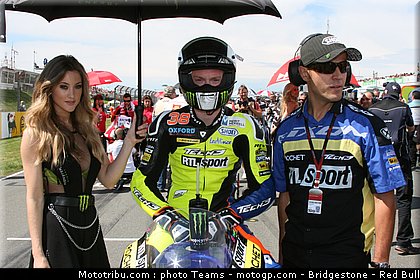 motogp_pitbabe_0018_allemagne_sachsenring_2012.jpg