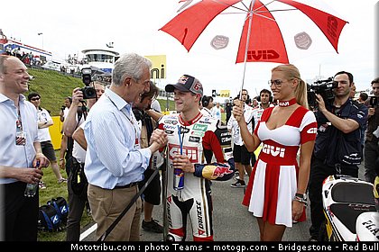 motogp_pitbabe_0036_allemagne_sachsenring_2012.jpg