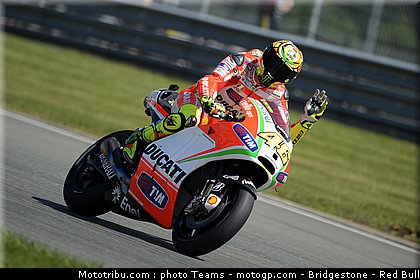 motogp_rossi_0002_allemagne_sachsenring_2012.jpg
