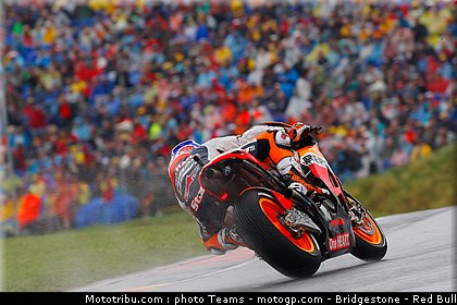 motogp_stoner_0006_allemagne_sachsenring_2012.jpg