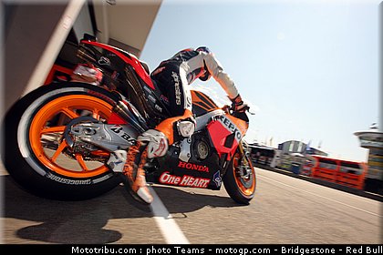 motogp_stoner_0026_allemagne_sachsenring_2012.jpg