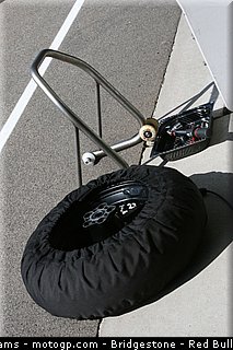 motogp_tech3_0004_allemagne_sachsenring_2012.jpg
