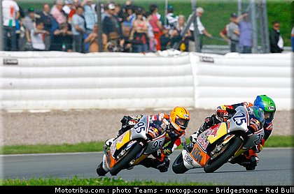red_bull_motogp_rookie_cup_0025_allemagne_sachsenring_2012.jpg