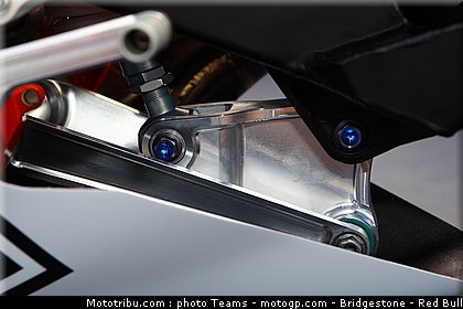 red_bull_motogp_rookie_cup_ktm_0013_allemagne_sachsenring_2012.jpg