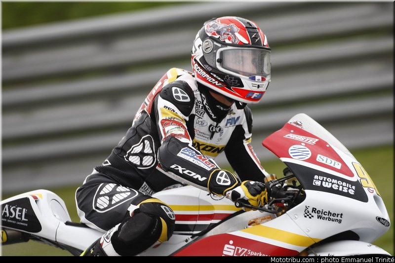 moto3_rossi_005_allemagne_sachsenring_2012