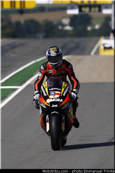 motogp_edwards_001_allemagne_sachsenring_2012