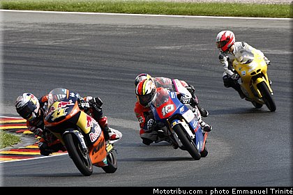 moto3_011_allemagne_sachsenring_2012.jpg