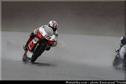 moto3_webb_003_allemagne_sachsenring_2012.jpg
