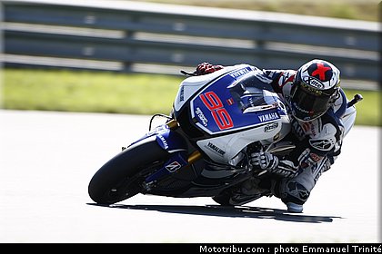 motogp_lorenzo_006_allemagne_sachsenring_2012.jpg