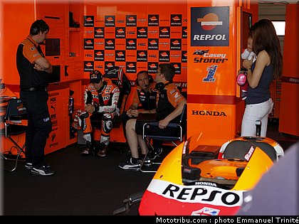 motogp_stoner_008_allemagne_sachsenring_2012.jpg