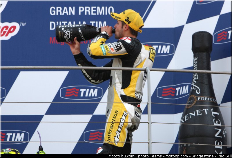 moto2_luthi_0006_italie_mugello_2012