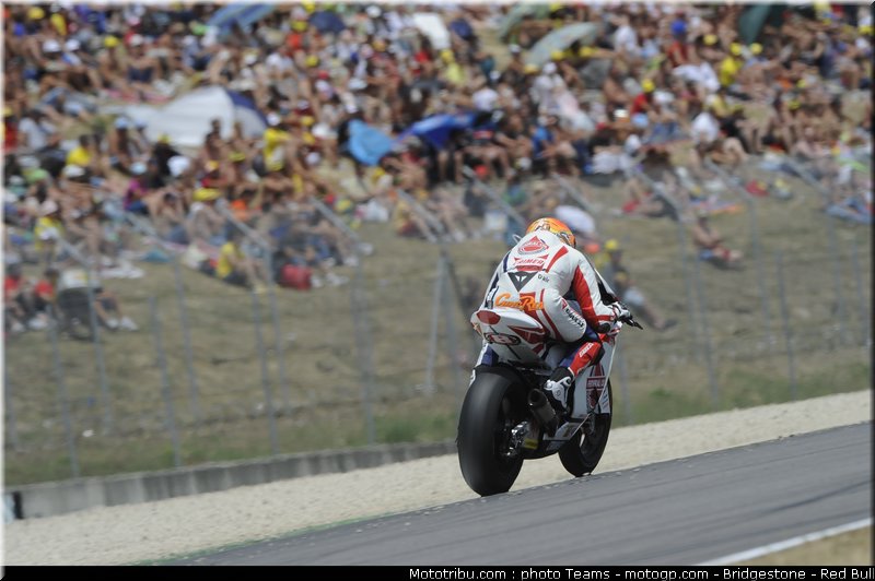 moto2_rea_20_italie_mugello_2012