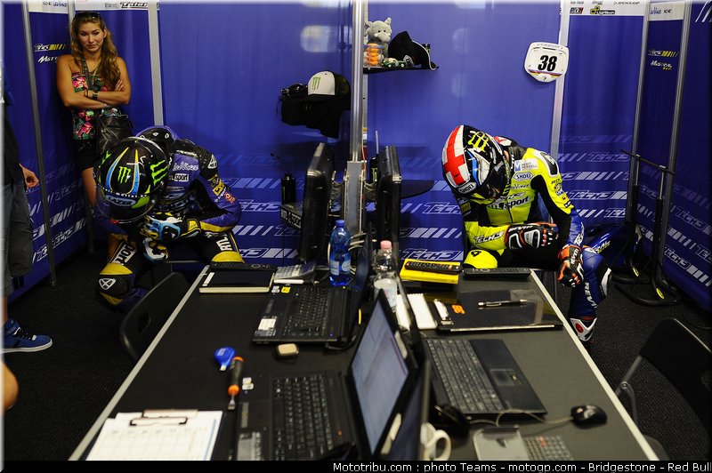moto2_tech3_0003_italie_mugello_2012