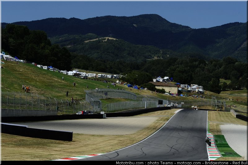 motogp_ambiance_0019_italie_mugello_2012