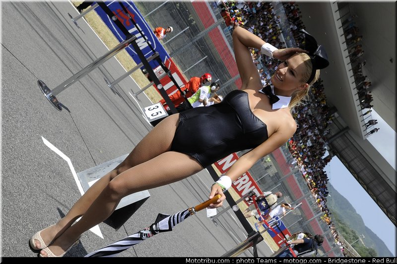 motogp_pitbabe_0026_italie_mugello_2012