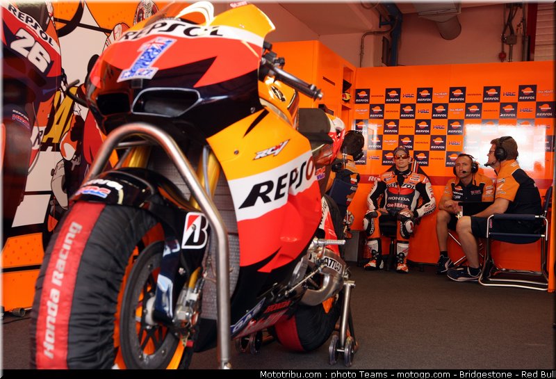 motogp_stoner_0020_italie_mugello_2012