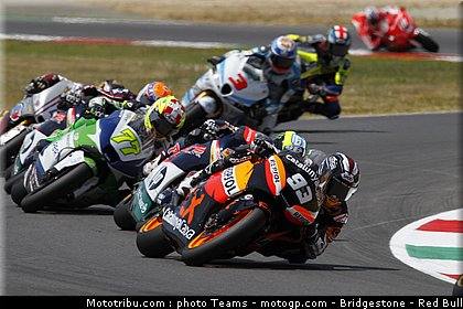 moto2_0006_italie_mugello_2012.jpg