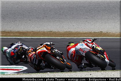 moto2_0009_italie_mugello_2012.jpg