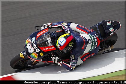 moto2_espargaro_p_0002_italie_mugello_2012.jpg