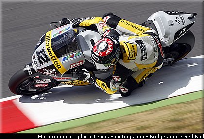moto2_luthi_0009_italie_mugello_2012.jpg
