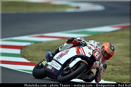 moto2_rea_06_italie_mugello_2012.jpg