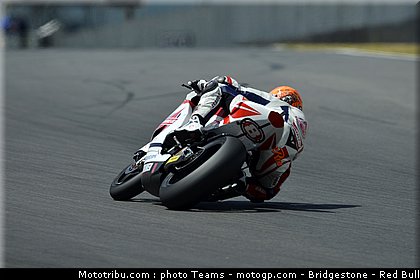 moto2_rea_09_italie_mugello_2012.jpg