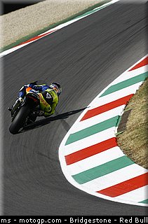 moto2_smith_0021_italie_mugello_2012.jpg