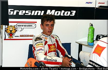 moto3_antonelli_02_italie_mugello_2012.jpg