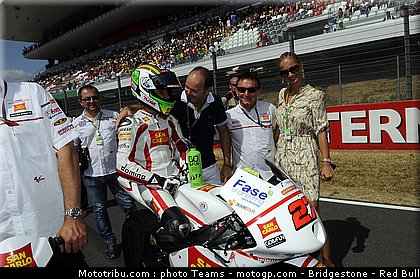 moto3_antonelli_30_italie_mugello_2012.jpg