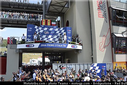 motogp_bridgestone_0001_italie_mugello_2012.jpg