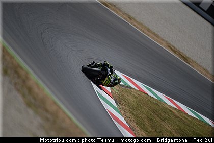 motogp_crutchlow_0011_italie_mugello_2012.jpg