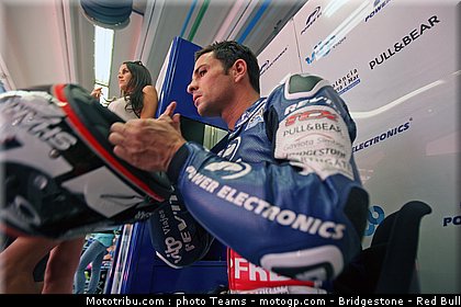 motogp_de_puniet_0004_italie_mugello_2012.jpg