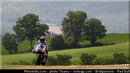 motogp_lorenzo_0002_italie_mugello_2012.jpg