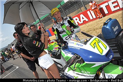 motogp_pitbabe_0037_italie_mugello_2012.jpg