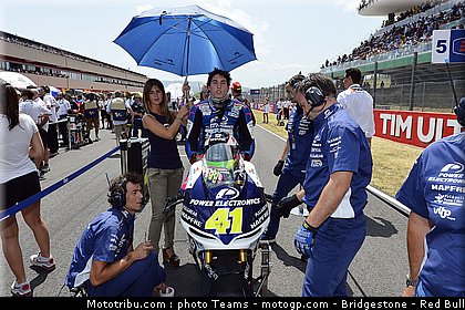 motogp_pitbabe_0045_italie_mugello_2012.jpg