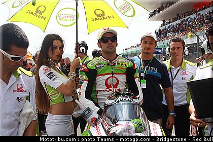 motogp_pitbabe_0049_italie_mugello_2012.jpg