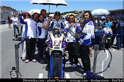 abraham_005_motogp_2012_usa_laguna_seca.jpg