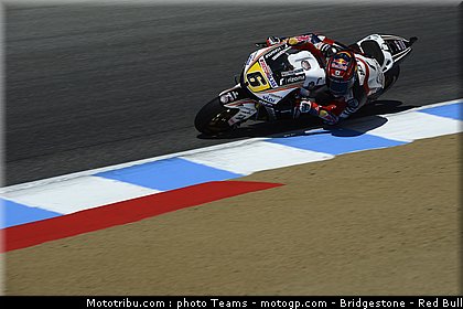 bradl_040_motogp_2012_usa_laguna_seca.jpg