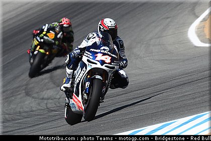 de_puniet_001_motogp_2012_usa_laguna_seca.jpg