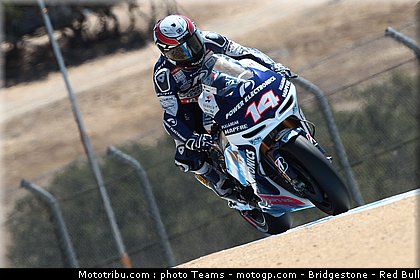 de_puniet_005_motogp_2012_usa_laguna_seca.jpg