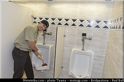 dovizioso_007_motogp_2012_usa_laguna_seca.jpg