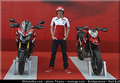 hayden_010_motogp_2012_usa_laguna_seca.jpg
