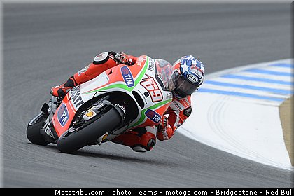 hayden_015_motogp_2012_usa_laguna_seca.jpg