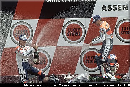 honda_300_podium_001_motogp_2012_usa_laguna_seca.jpg