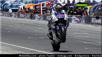 lorenzo_001_motogp_2012_usa_laguna_seca.jpg