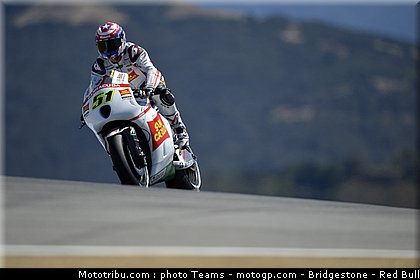 pirro_011_motogp_2012_usa_laguna_seca.jpg