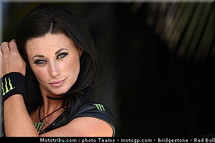 pitbabe_013_motogp_2012_usa_laguna_seca.jpg