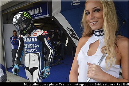 pitbabe_028_motogp_2012_usa_laguna_seca.jpg