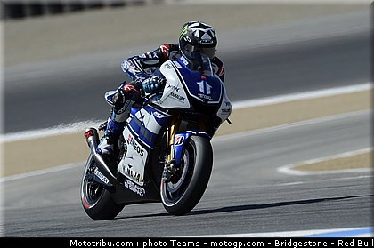 spies_002_motogp_2012_usa_laguna_seca.jpg