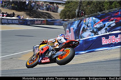 stoner_002_motogp_2012_usa_laguna_seca.jpg